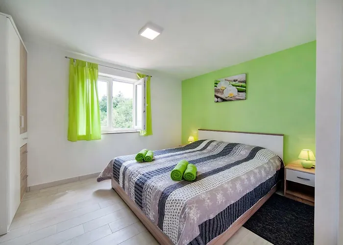 Apartmani Sandra Rovini