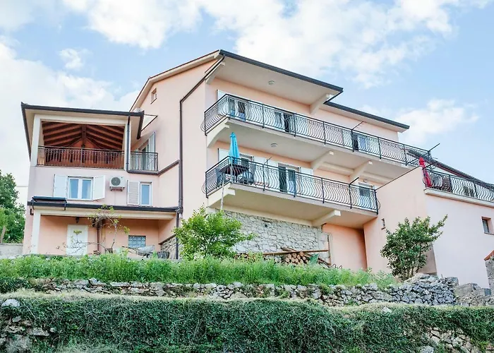 Apartmani Sandra Rovini