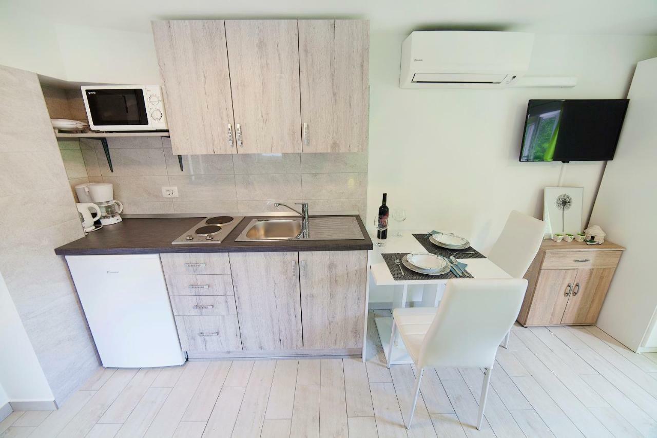 Apartment Sandra Rovini *